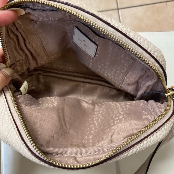Kate Spade Purse - Picture 2 of 7